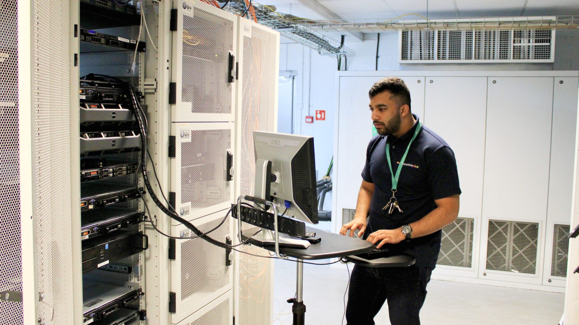 Data centre Engineer Rajon working on Dedicated Server